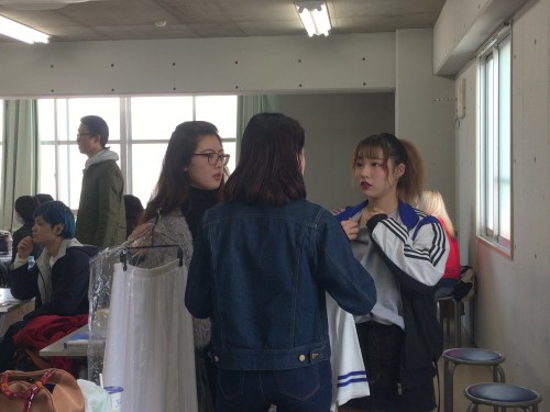 ★写真9衣装の最終チェック！